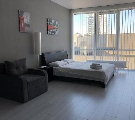 Apartmant In Smart Plaza Kijev Kültér fotó